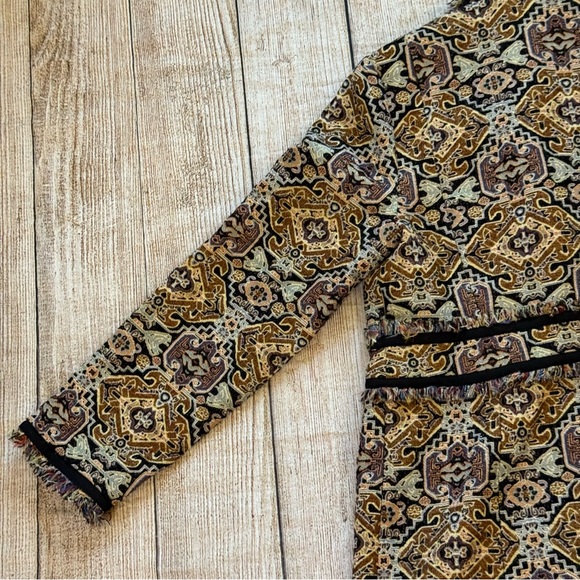 Chico’s Tapestry Jacquard Topper Coat Size 8/10 Fringe-Trim Baroque Brown Tan - Picture 11 of 15